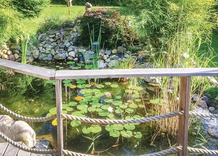 Hébergement de vacances 4 Bedroom Gorgeous In *