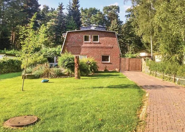 4 Bedroom Gorgeous In Hébergement de vacances Berlin