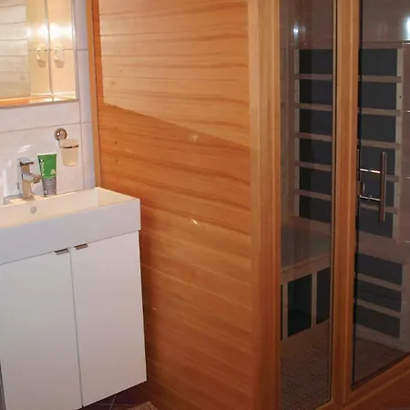 Prázdninový dům 4 Bedroom Gorgeous In *