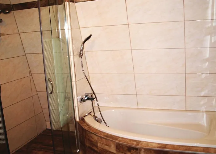 4 Bedroom Gorgeous In * Berlin